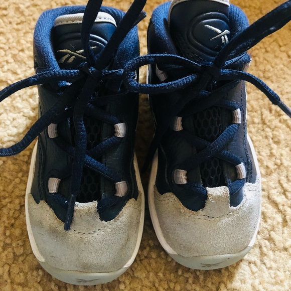 7c Question Mid 'Georgetown' Reebox - Picture 2 of 4